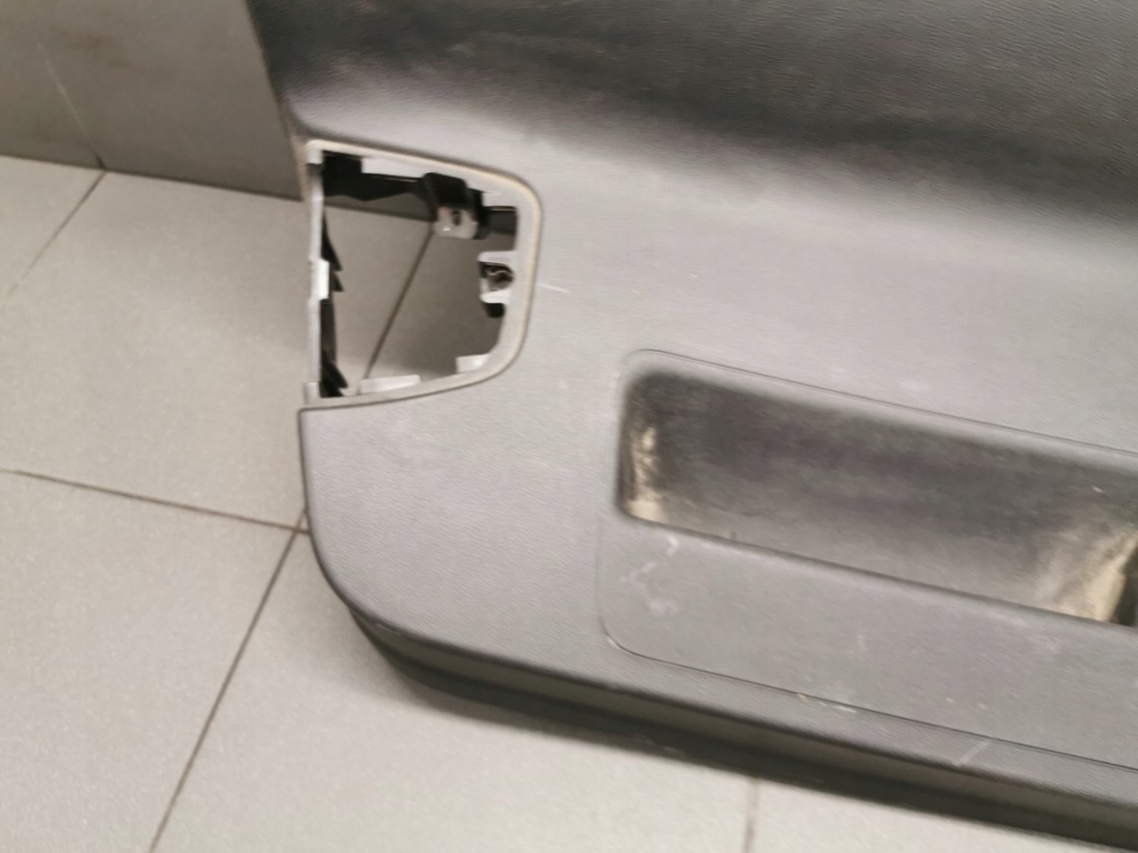 фото №8, Обивка крышки audi a5 sportback 8t8867979 czarna