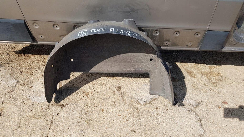 фото №1, Подкрылок левый задняя renault trafic iii 767499731r