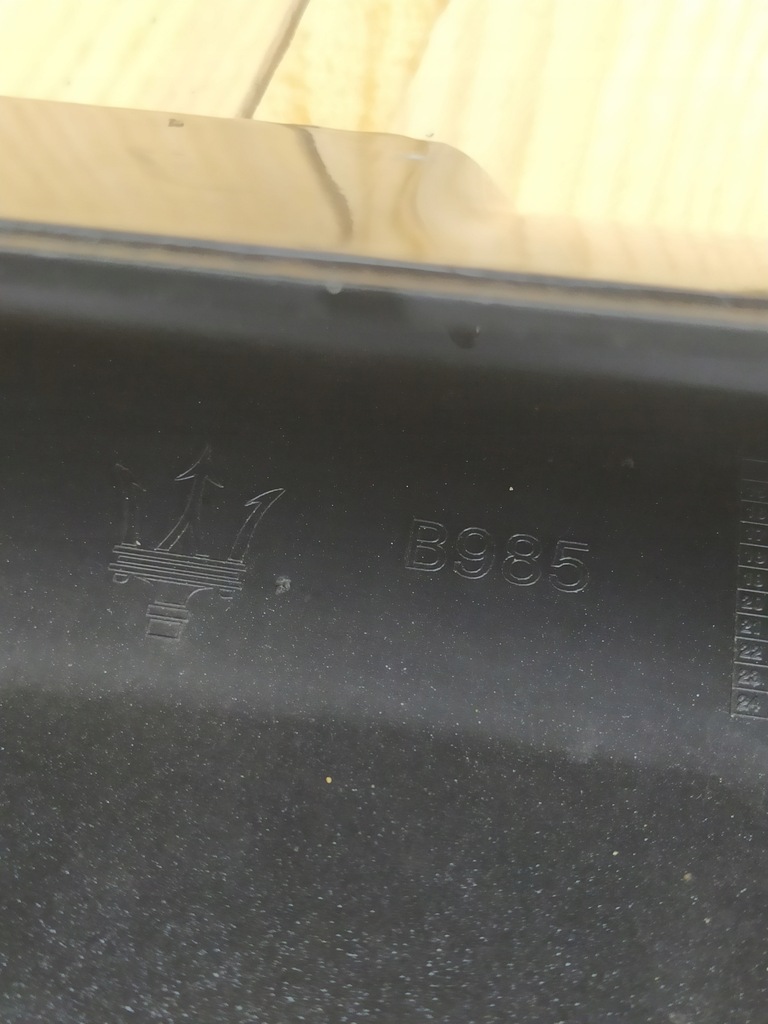 фото №14, Спойлер молдинг накладка бампера задняя - maserati levante