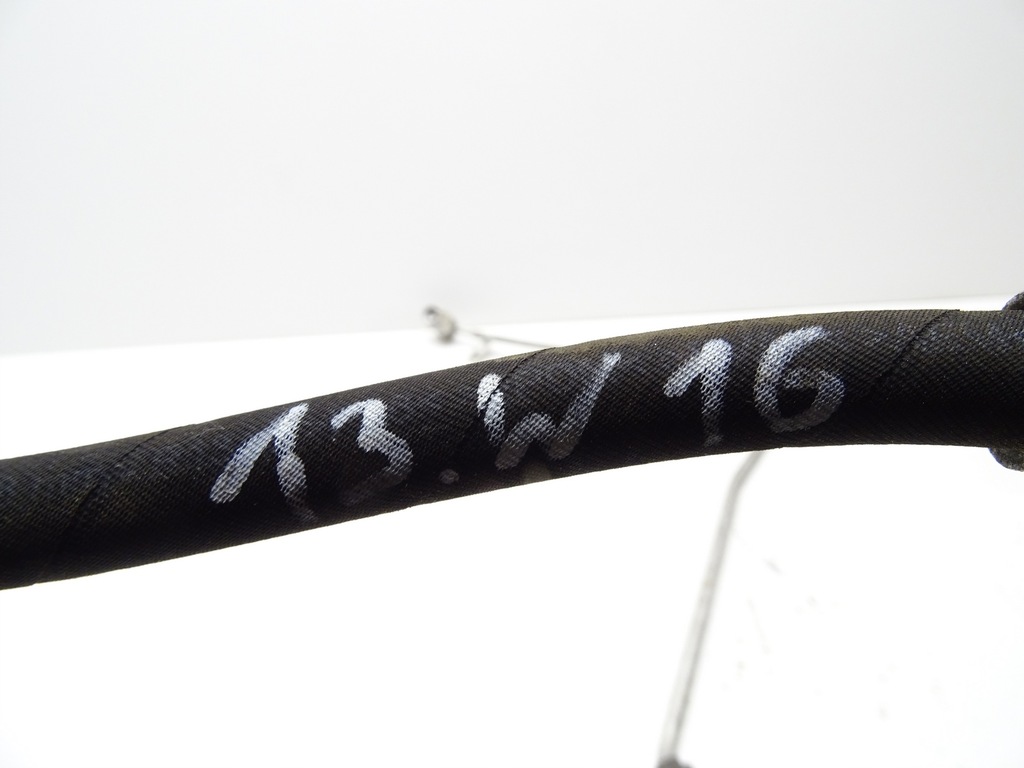 фото №11, Шланг wąż кондиционера кондиционер 8u0820741d audi q3 8u 2.0 tdi