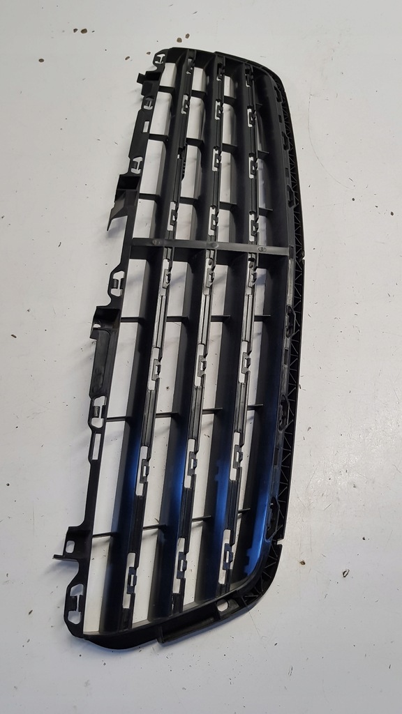 фото №1, Mercedes-benz оригинальный номер a2038800223 решётка радиатора