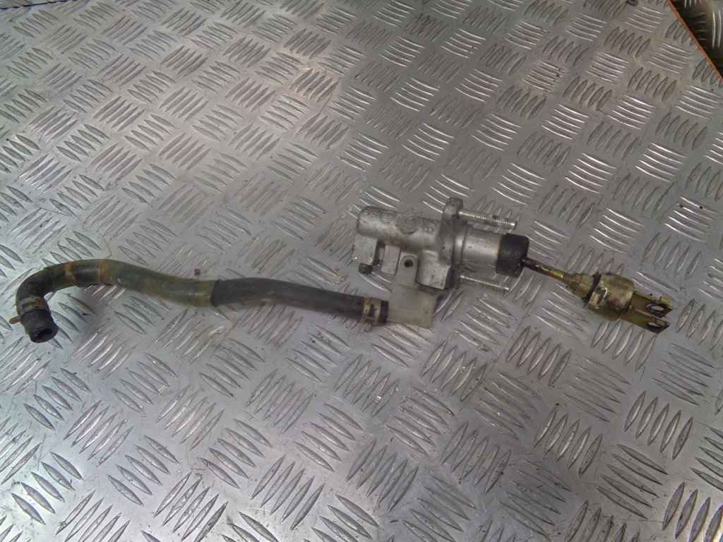 Купити Помпа зчеплення bmw seria 3 e46 2.0 d