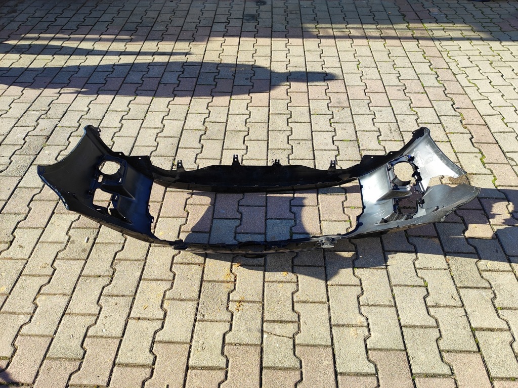 Бампер передні  передній toyota yaris gr iv 4 Зі Шроту