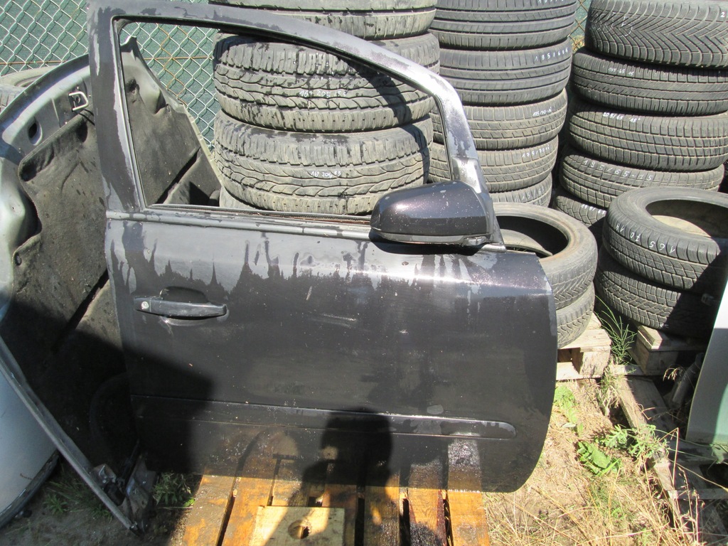 фото №1, Opel zafira b дверь правый перед передние