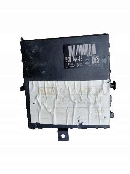 фото №1, Коробка модуль bcm renault twingo ii 8200836533