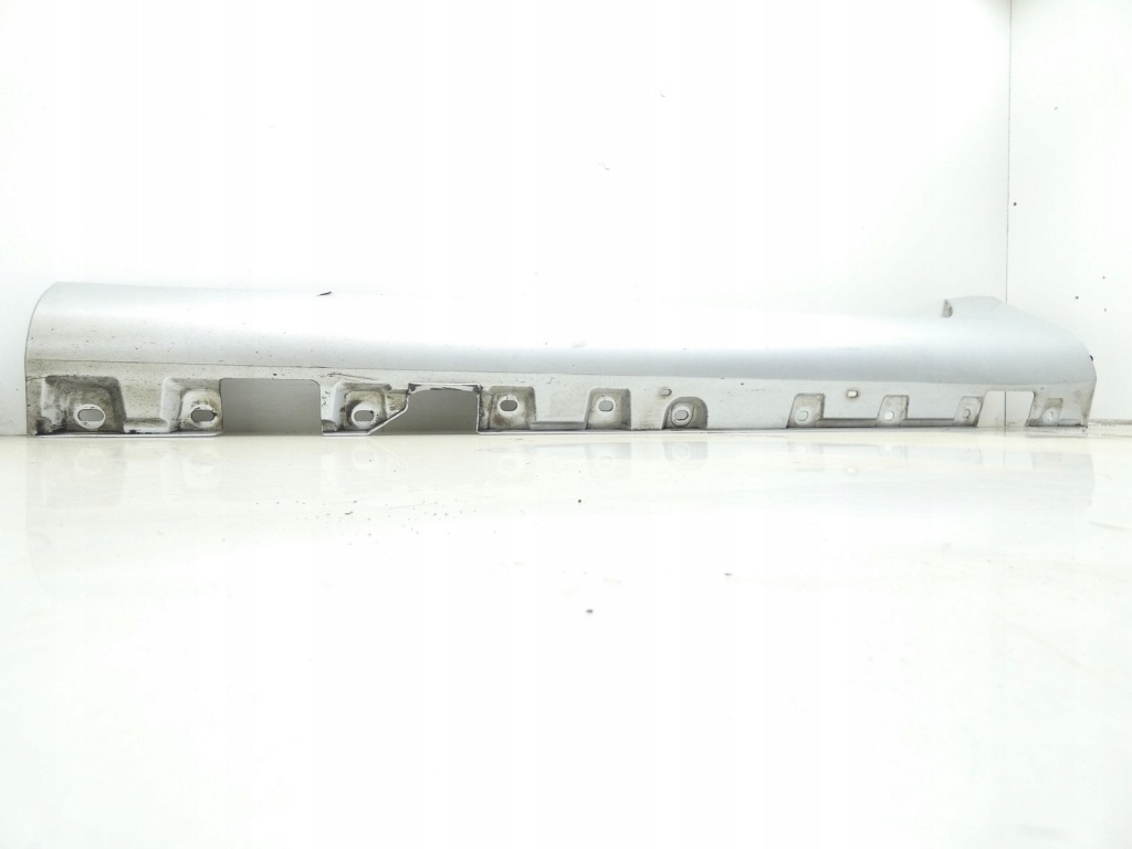 Купити Молдинг накладка поріг ліва зовнішня mercedes slk w172 r172 a1726980154