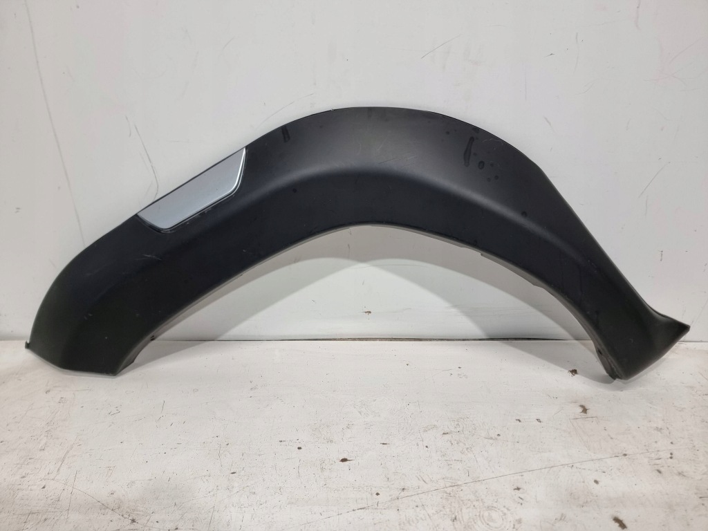 фото №1, Накладка крыла левый перед toyota hilux viii 8