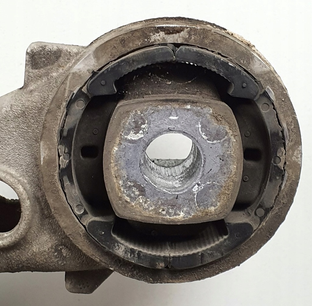 фото №9, Підрамник підрамник балка поперечина задня bmw 6 e63 6770842