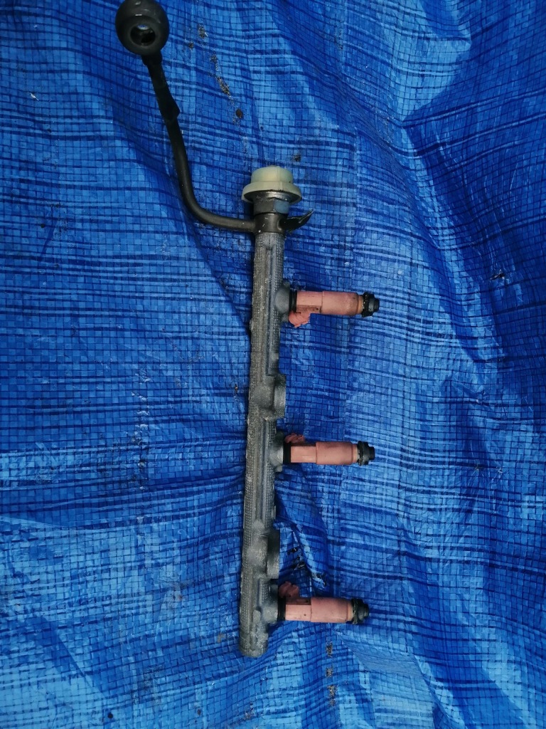 Молдинг упорскування lexus rx350 3.0 Доставка