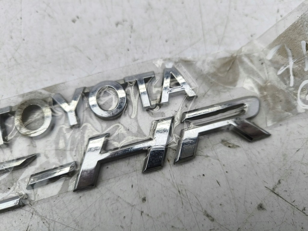 фото №6, Toyota c-hr i 2017 емблема / значок задній / літери modelu