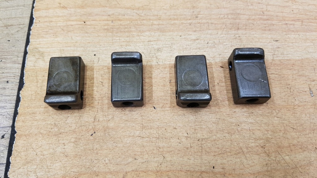 фото №1, Кріплення кронштейн форсунки vw golf v plus 1.9tdi