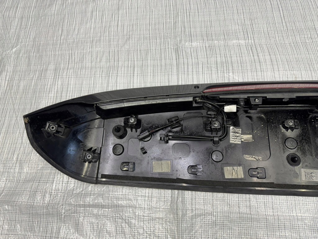 Спойлер спойлер крышки багажника maserati grecale modena 670167090 Киев