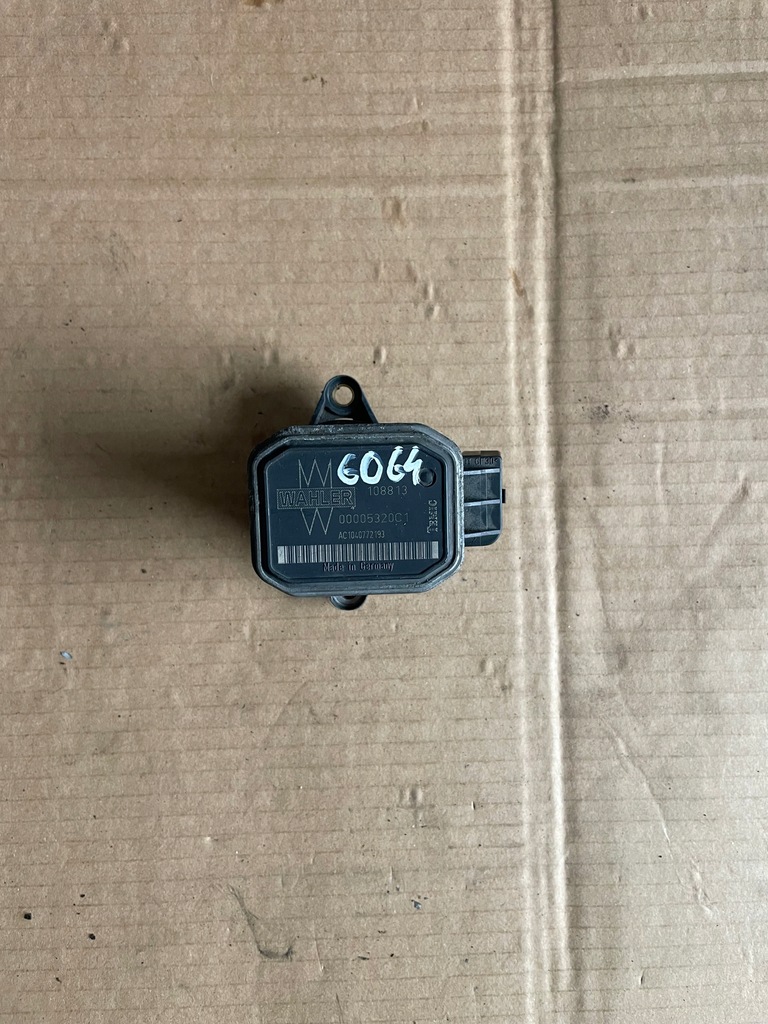 фото №1, Mercedes-benz оригинальный номер 00005320c1 клапан датчик egr