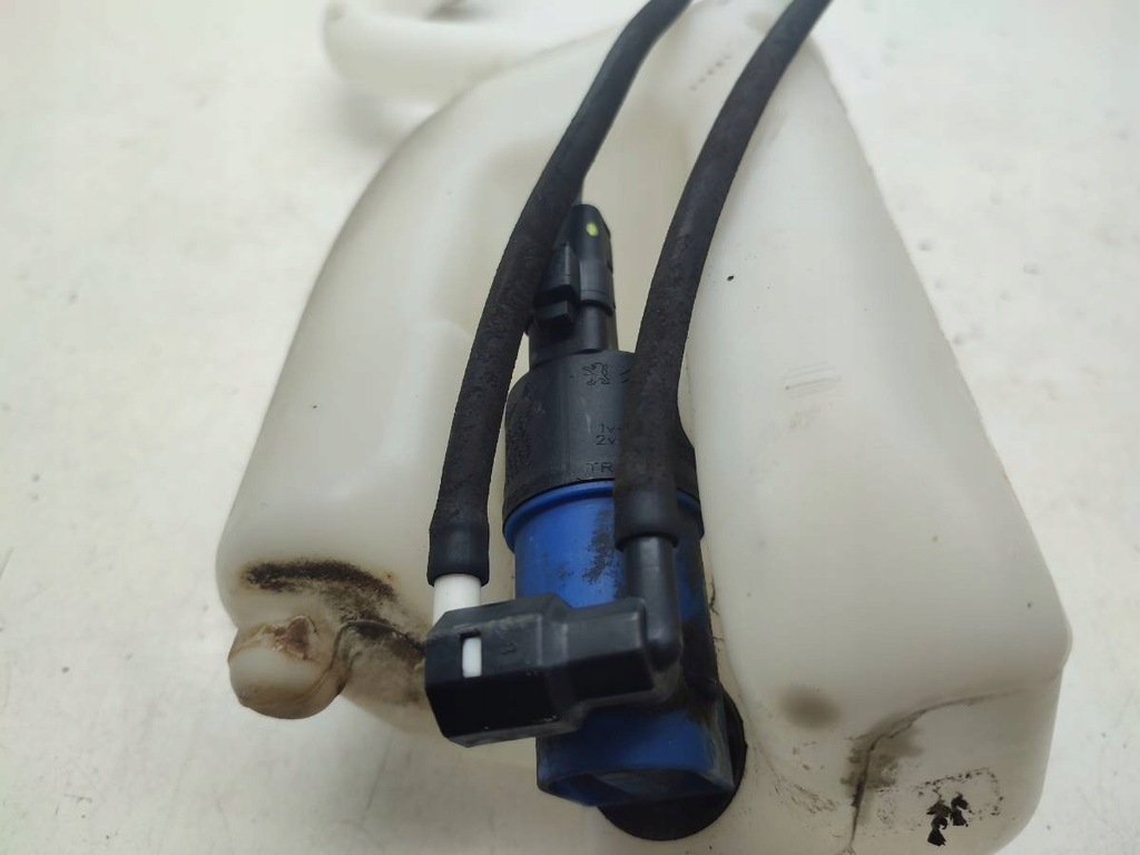 фото №6, Бачок омивача помпа renault twingo ii 8200619096