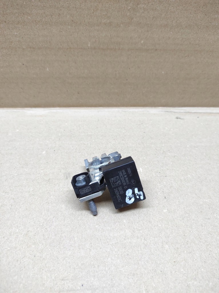 фото №1, Клемма минусовая renault dacia opel nissan 295c33401r