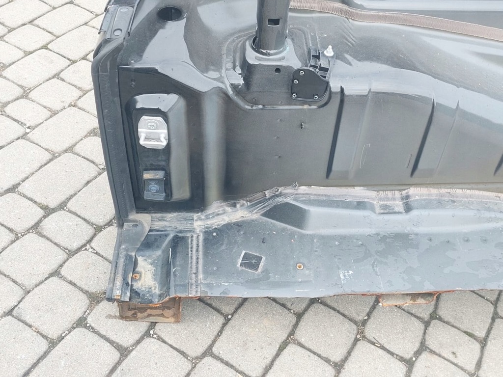 Чверть ліва задній jeep wrangler jk Оригінал
