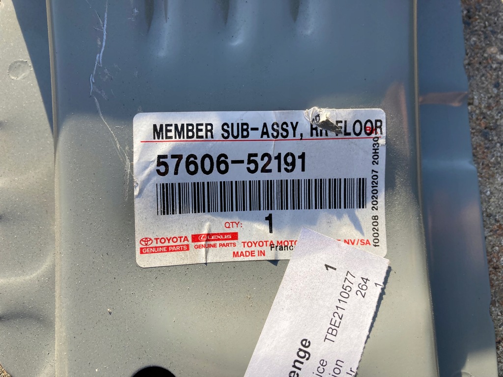 фото №5, Toyota yaris iii балка заднього поперечина