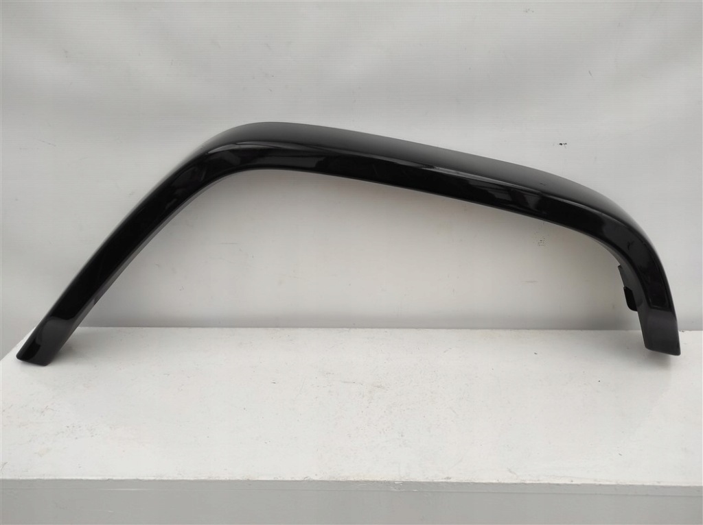 фото №1, Молдинг крыло правая перед mercedes g 463 w463