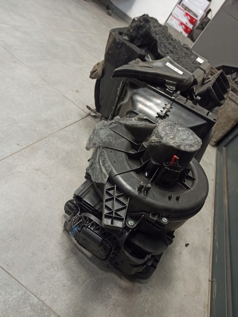 фото №12, Skoda rapid обігрівач kombajn 6q1819515b 6q1820308t