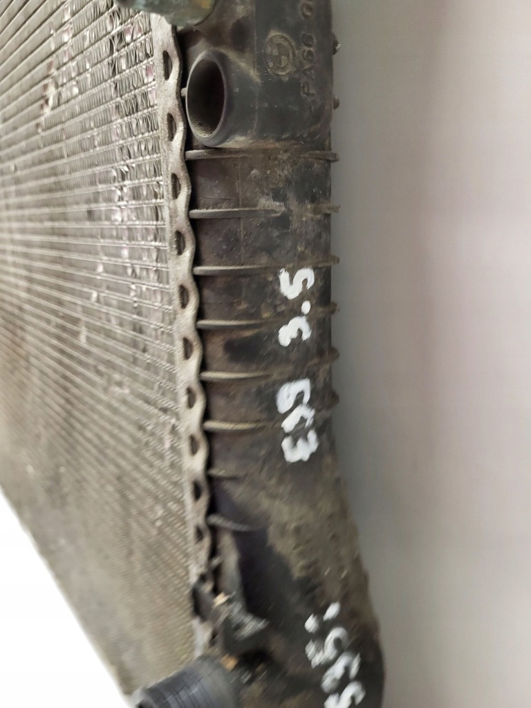 Радіатор bmw e39 535i 540i 1737812 в Україні