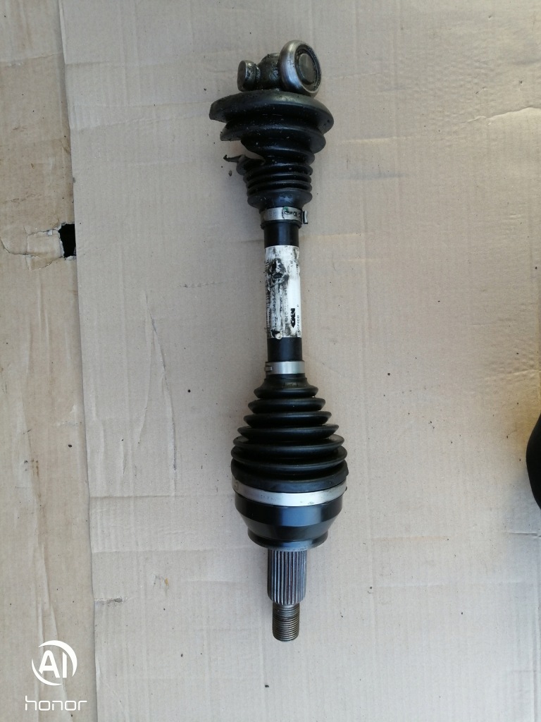 Купити Привідний вал перед права bj32-3b436-cc jaguar e-pace x540 18r