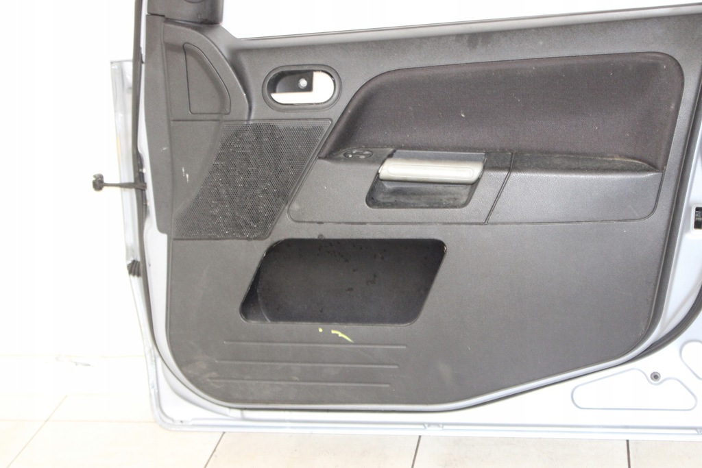 фото №12, Дверь правый перед правое передние ford fusion lift 2005r- j4 - код лакокрасочного покрытия