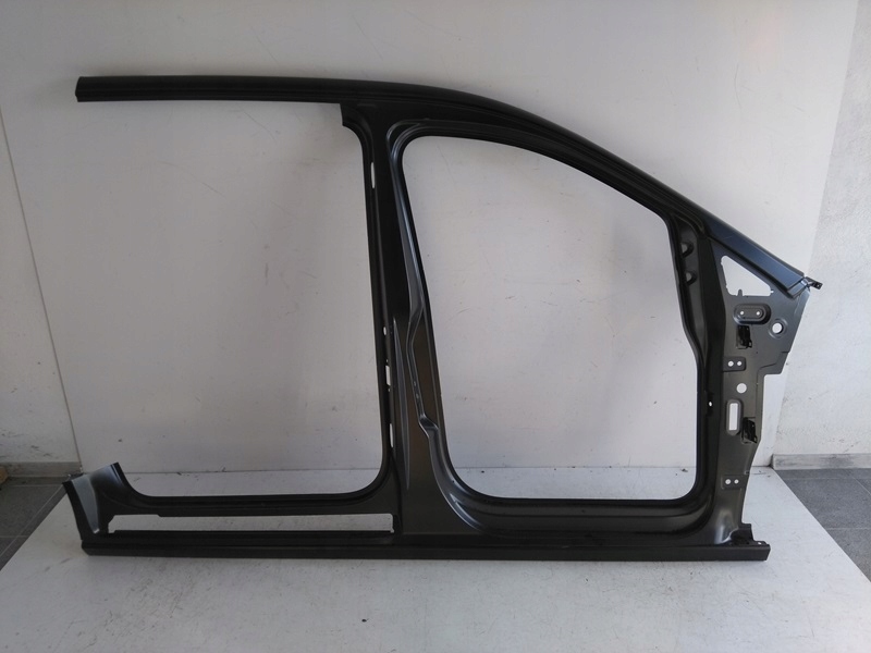 фото №1, Vw caddy 2k4 блок двигателя порог