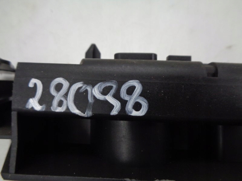 фото №4, Citroen c5 iii направляющая левый перед