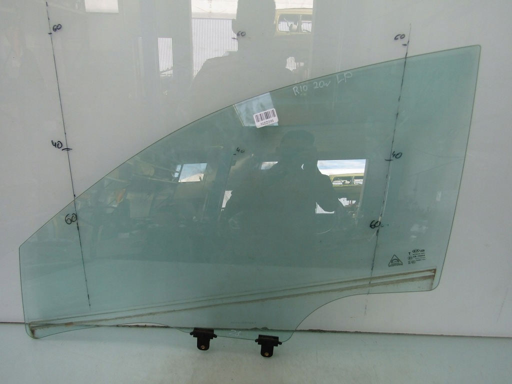фото №1, Rio iv 20r стекло дверь левая передняя левый перед