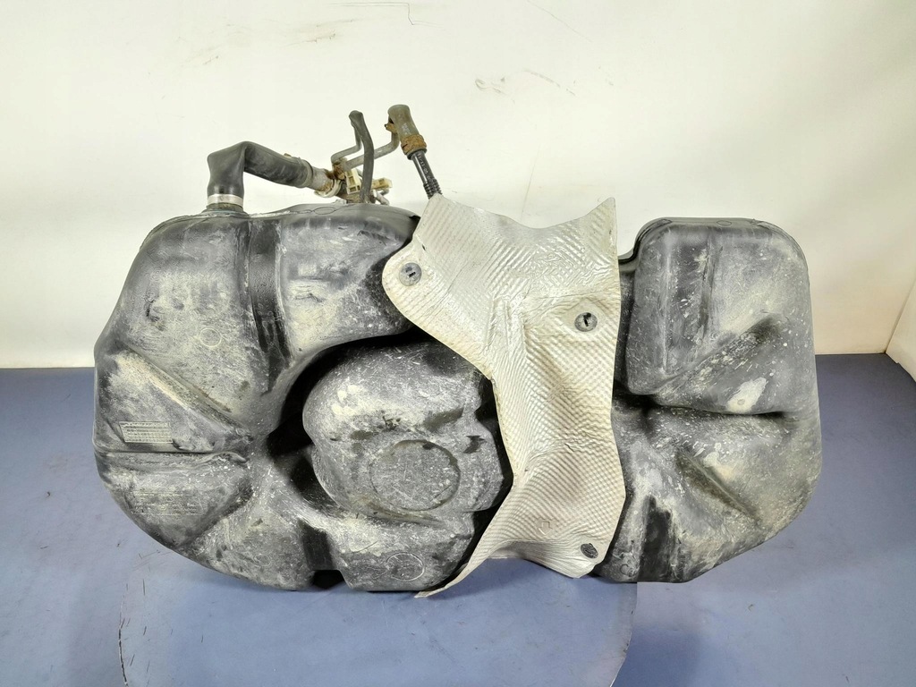 фото №5, Toyota verso i бак bak пального 77001-0f030