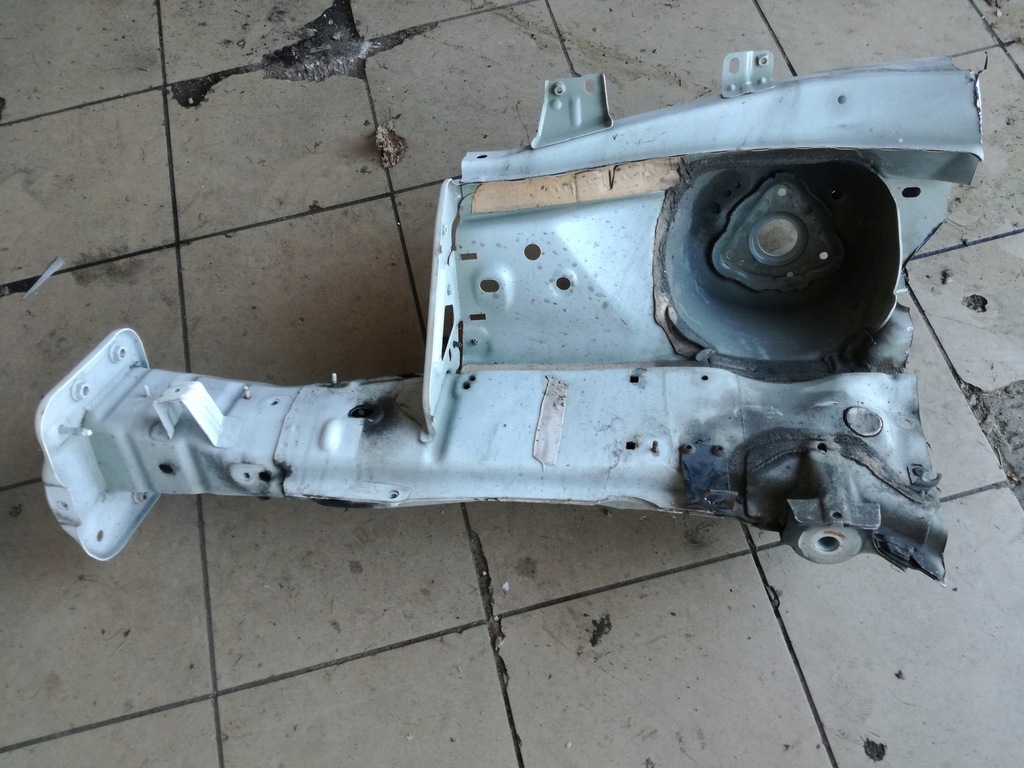 фото №1, Volvo v40 ii 2012 - 2019 rok лонжерон четверть левая перед