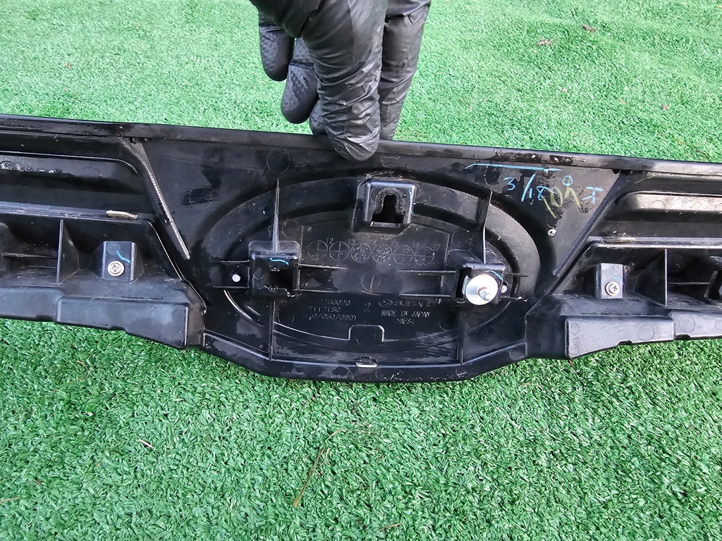 фото №8, Решётка радиатора решётка радиатора перед subaru forester sj iv 13-