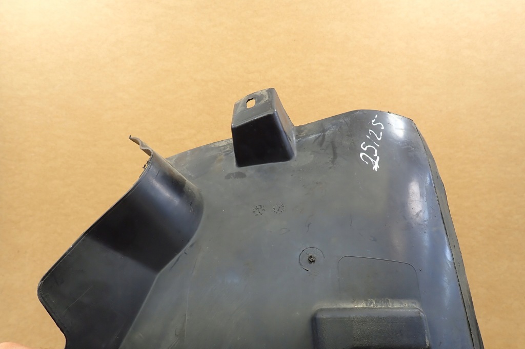 Mercedes gle 166 15- підкрилок праве перед передні a1668841222 rh оригінальний номер Київ