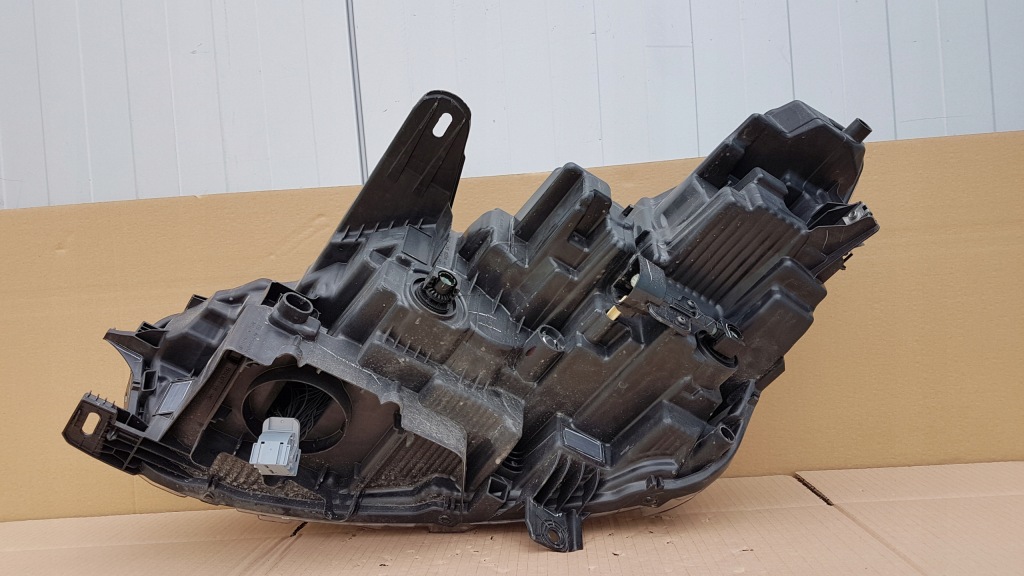 Фара перед правий mustang mach e full led Недорого