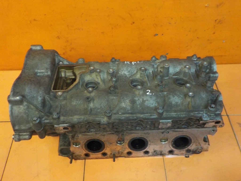 фото №1, Mercedes r w251 3.5 v6 09r 272km 272 головка комплектная r2720162201