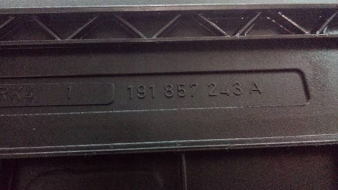 фото №8, Панель переключателей рамка vw golf ii 191857243a