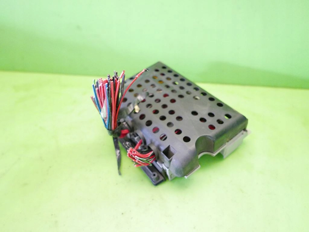 фото №10, Коробка запобіжників opel vectra b fl 2.0dti 99-