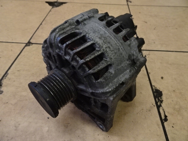 Купити Генератор pdc lodgy 1.2 tce 231007562r