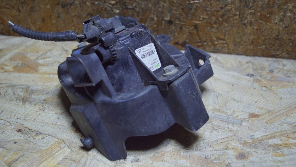 фото №9, Nissan qashqai j10 протитуманна фара лівий 261558990a 122