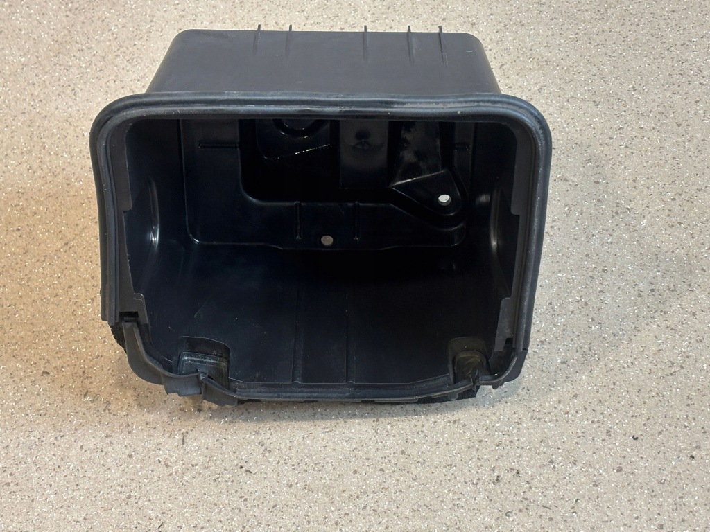 Основа акумулятор ford mustang vi gr3b10723b Зі Шроту