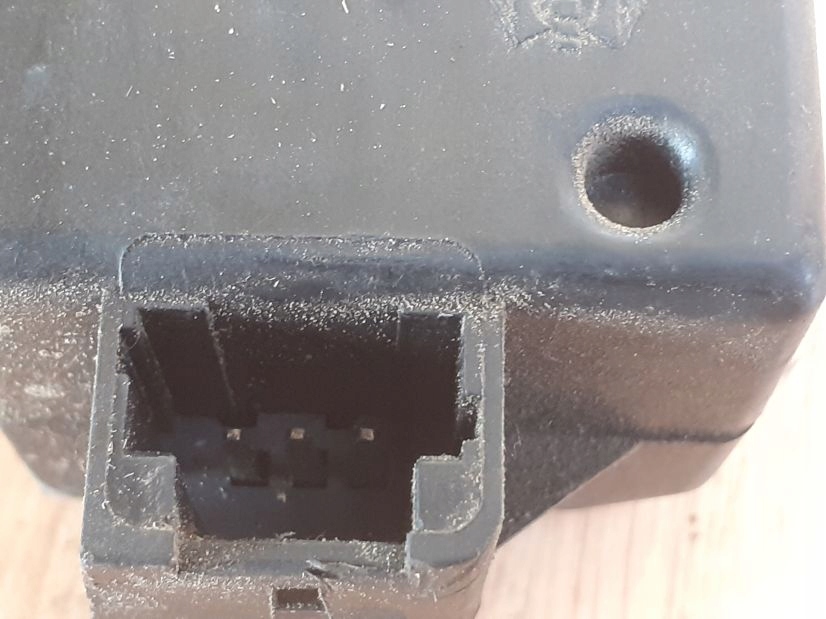 фото №3, Замок крышки багажника citroen c5 i хэтчбек