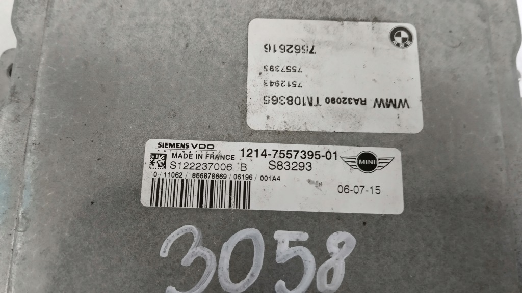 Купить Блок управления двигателя бортовой компьютер mini cooper r50 rb2 1.6b 16v 7557395