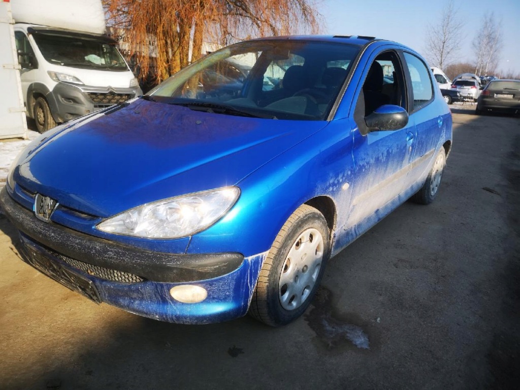 Peugeot 206 накладка колектор 2003 1.4l 9653144280 Недорого
