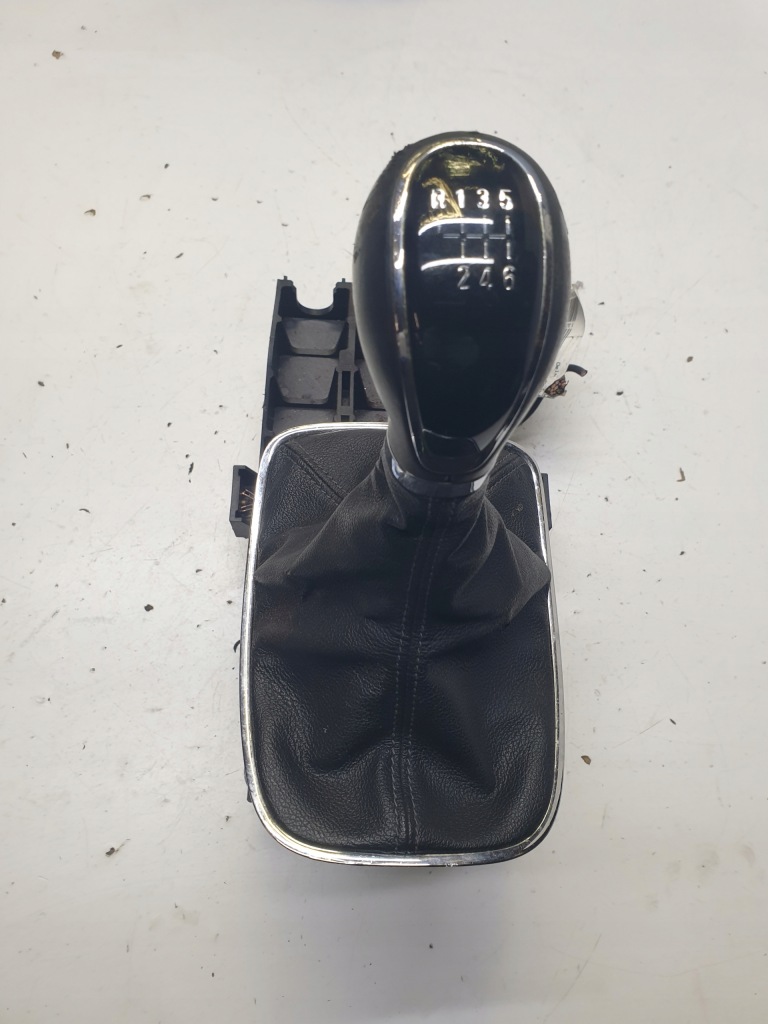 Купить Рычаг переключения передач кулиса opel insignia a 55563829