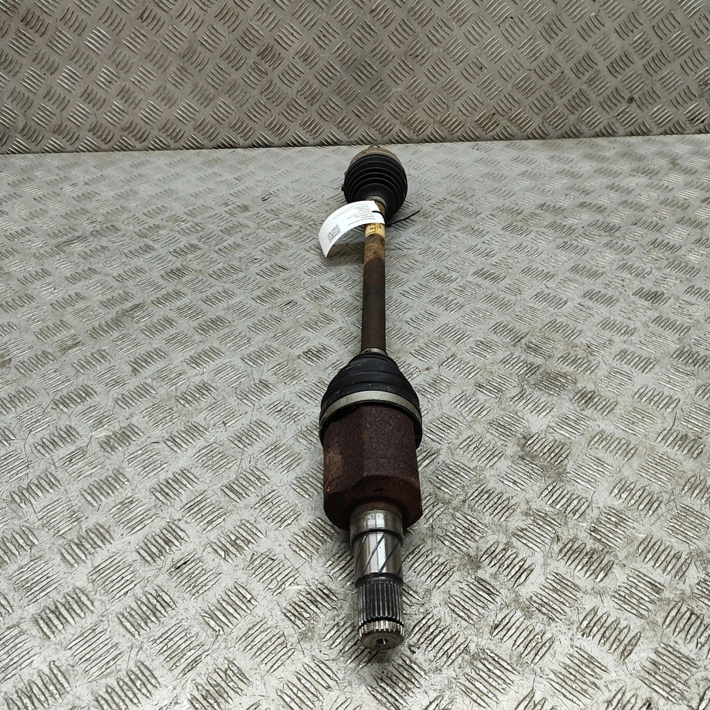 фото №2, Tesla model 3 2021 правая сторона приводной вал передняя