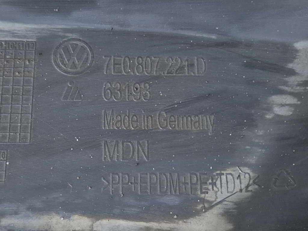 Volkswagen transporter t6 бампер перед 7e0807221d Київ