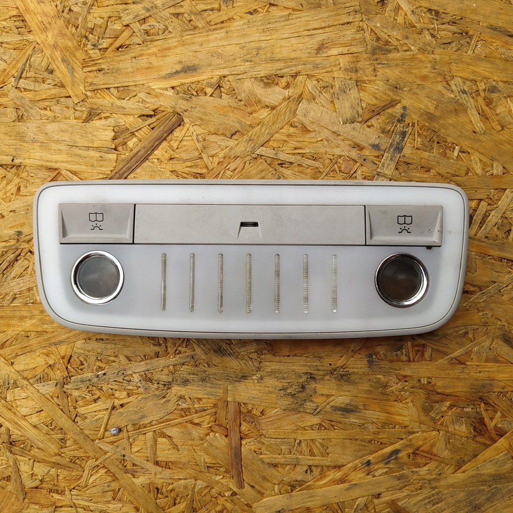 фото №1, Mercedes w212 лампа потолочный освещение кабины