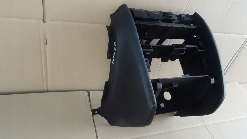 фото №3, Toledo ii 2 рамка радио консоль средняя 1m0863243j