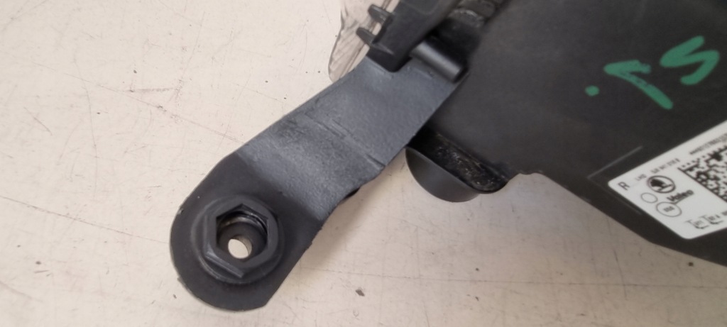 фото №4, Skoda rapid lift 17- лампа права передня led 5jb