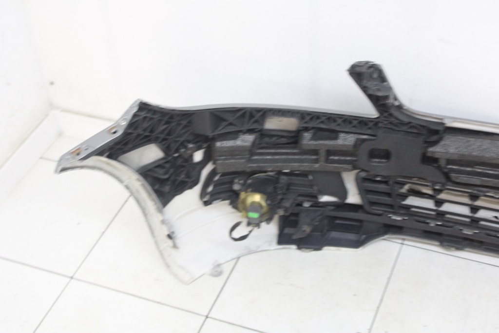 Mercedes w204 07r- бампер перед передній pdc 792 Оригінал